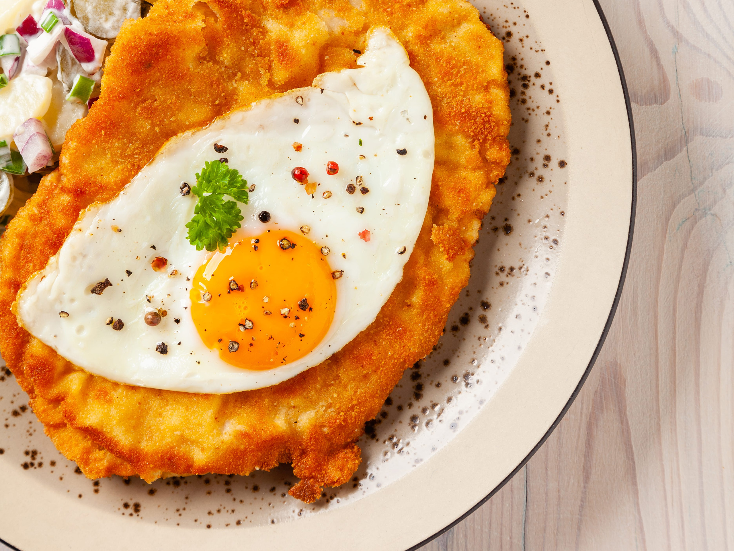 Schnitzel Holsteiner Art